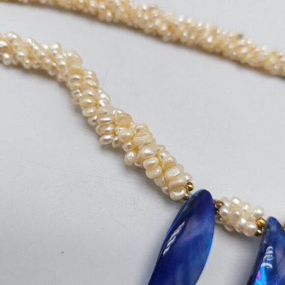 Blue White Pearl Shell Necklace With Leaf Design Pendant Gold-Tone Accents 20" - Picture 3 of 5